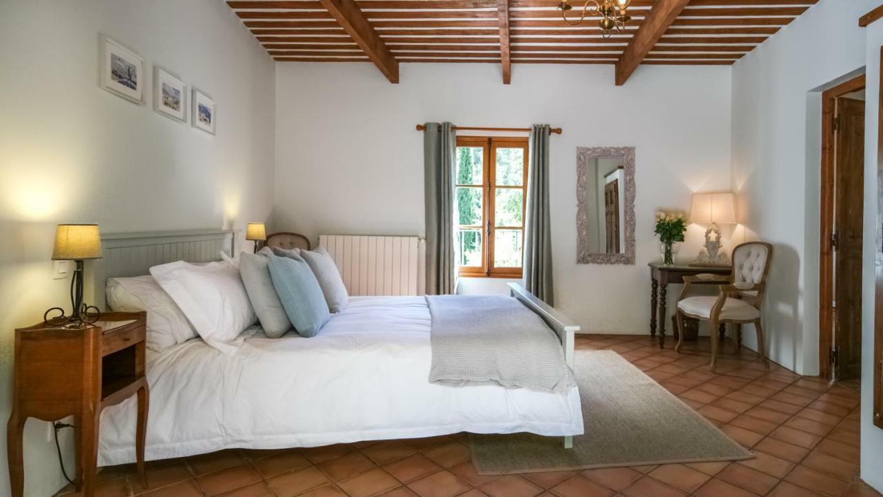 La Ferme Des Belugues Bed & Breakfast